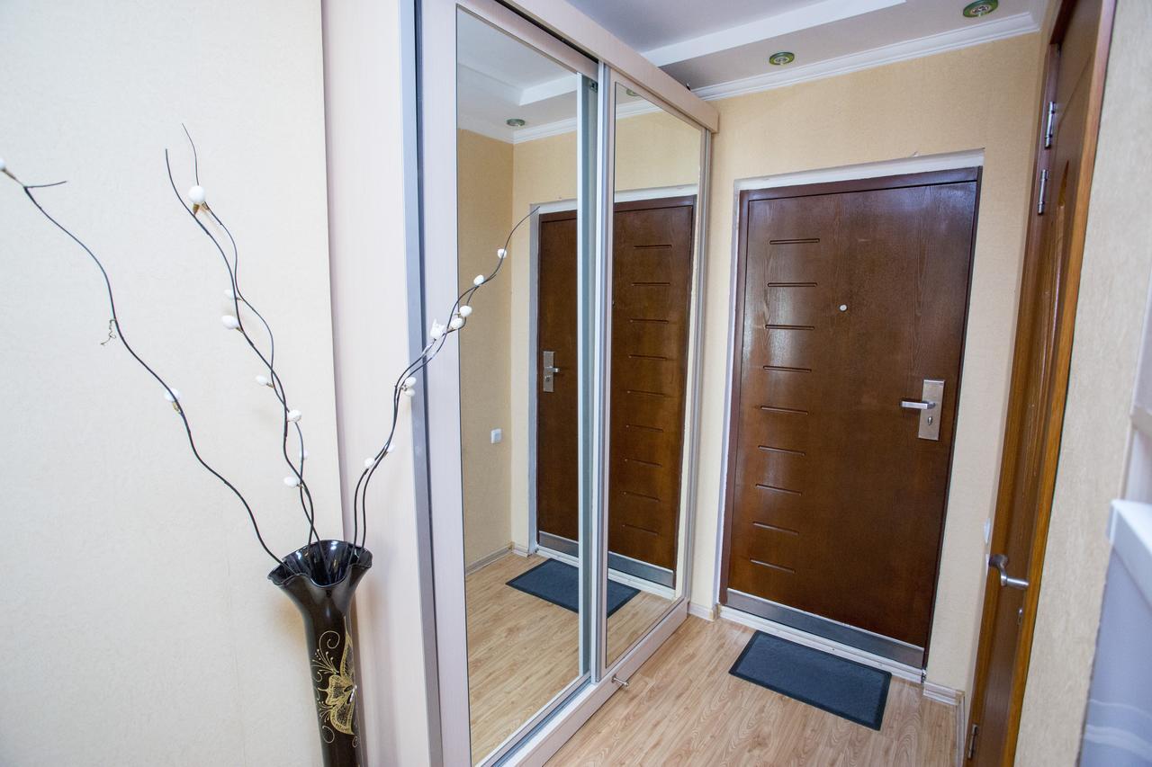 Apartment On Sherif Khimshiashvili Street 15B Batumi Exterior photo